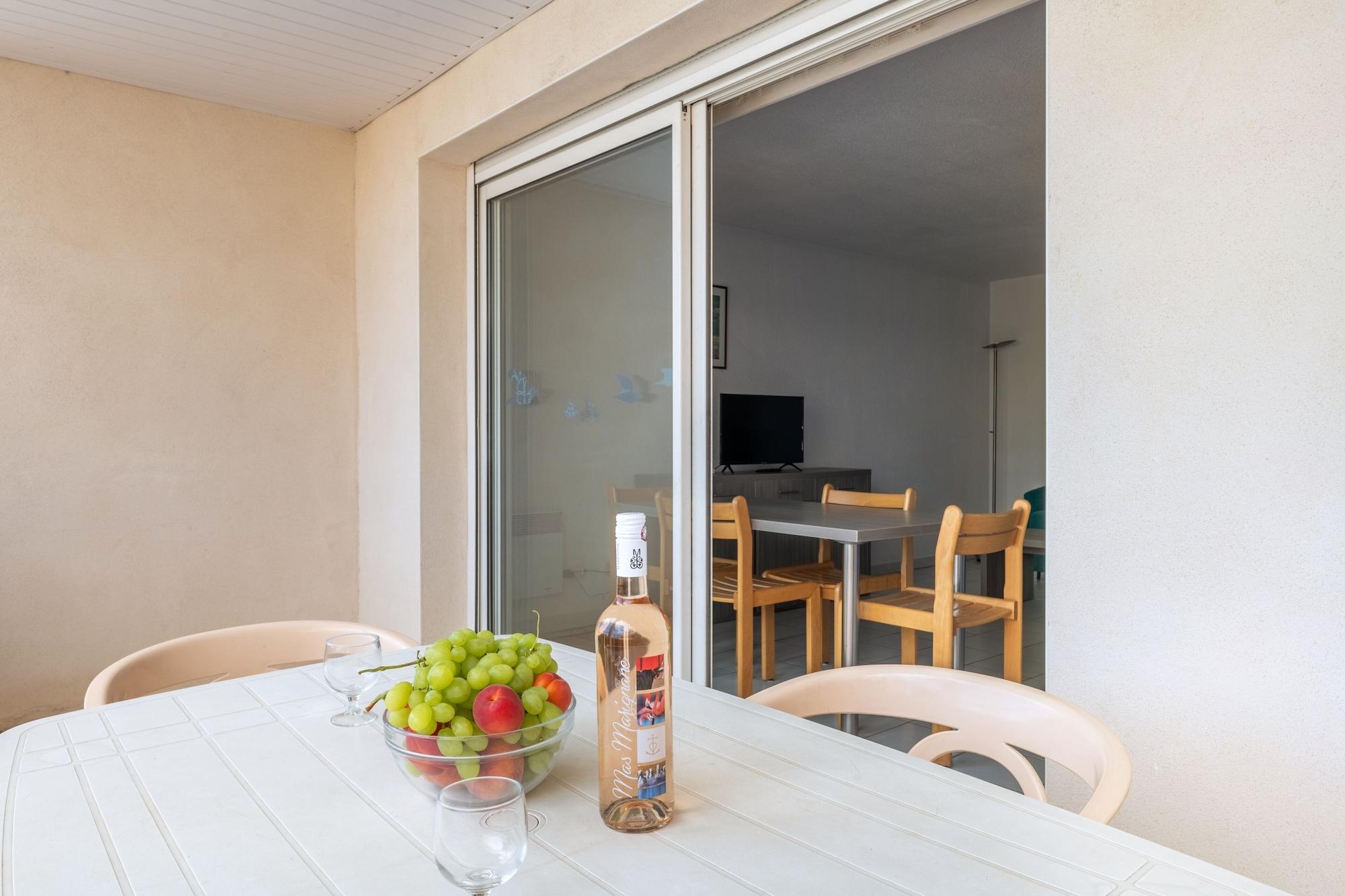 Residence Residhotel Mayflower Le Grau-du-Roi Exterior photo